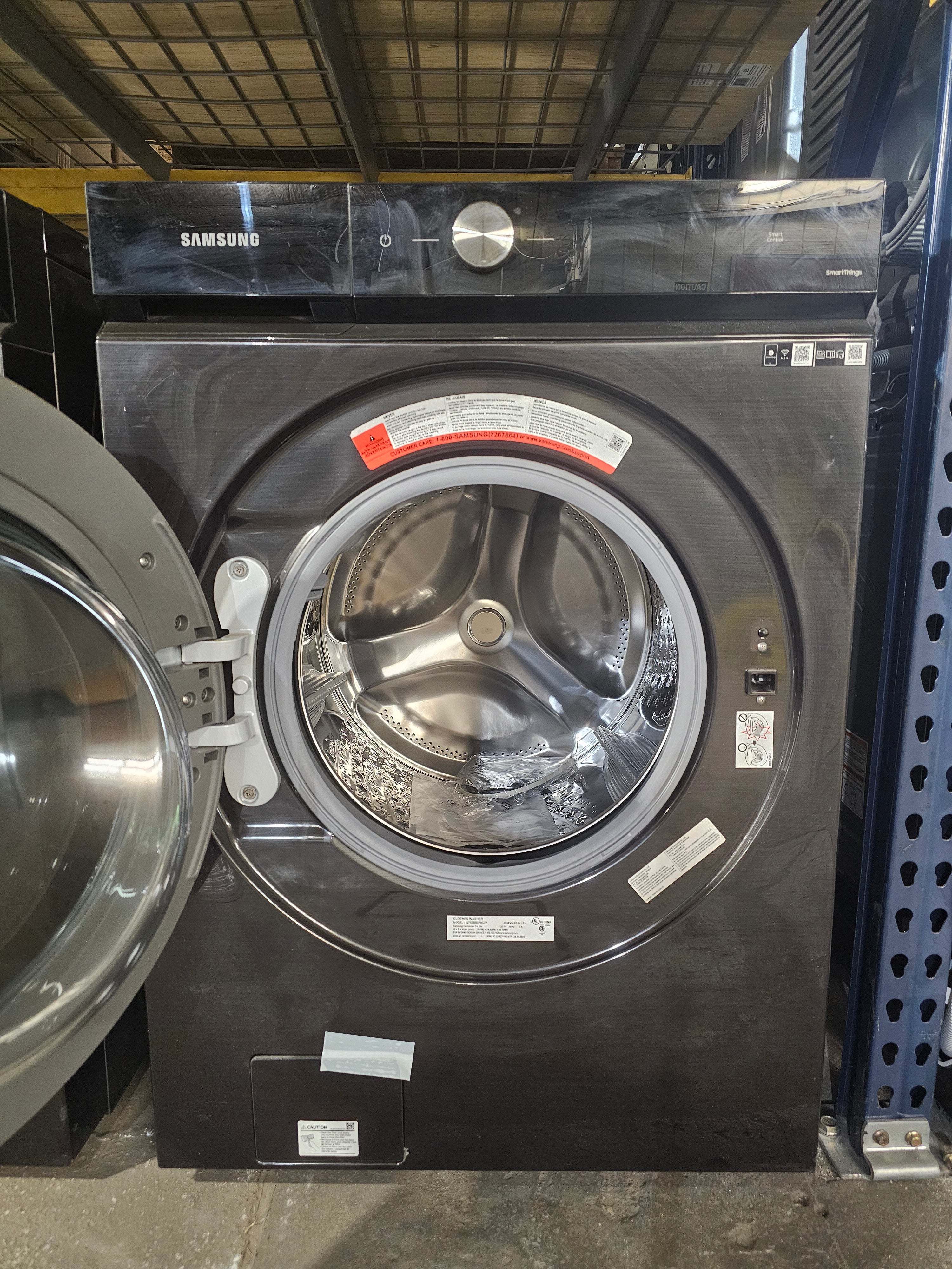 Samsung Bespoke 5.3 cu. ft. Ultra-Capacity Smart Front Load Washer in Brushed Black with Super Speed Wash and AI Smart Dial